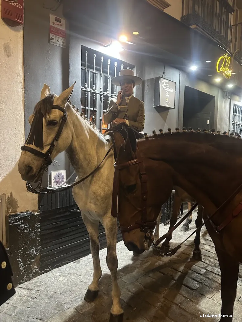 Lounge Les Coulisses