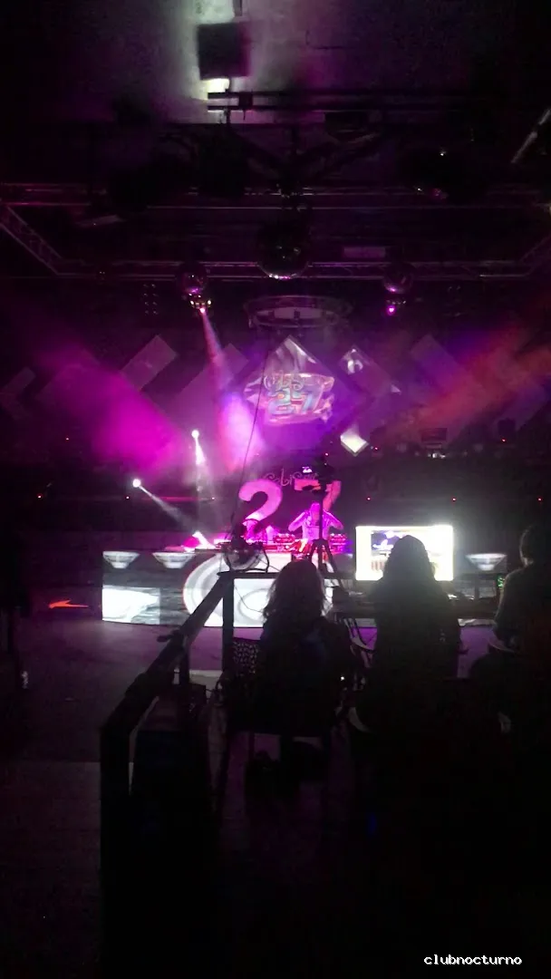 Tienda Coliseum Caver Store