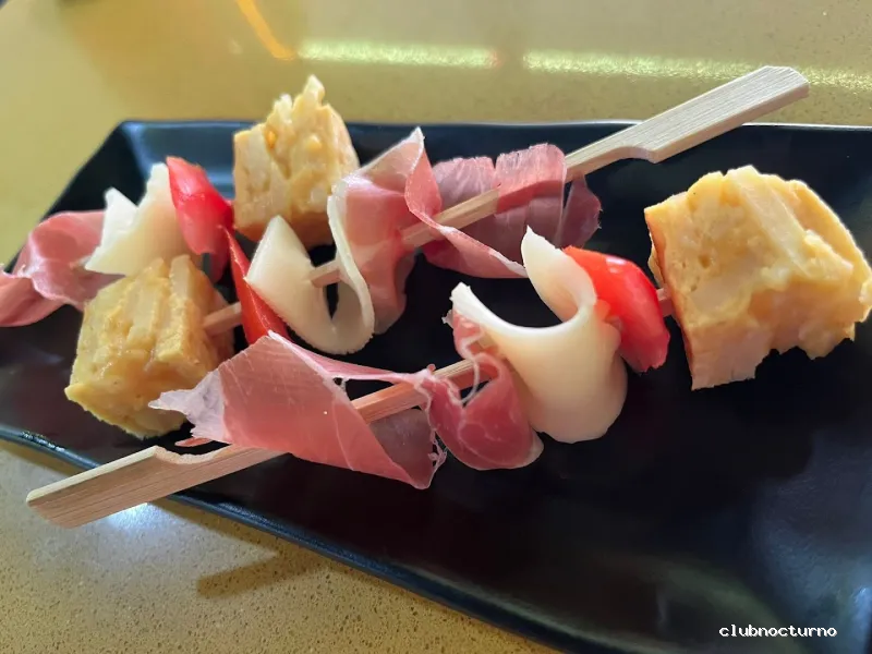 Cafe Pub Bandera Verde