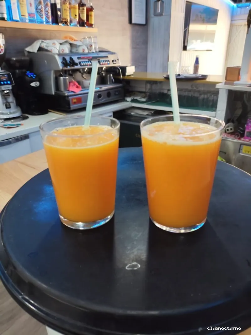 Cafe Pub Bandera Verde