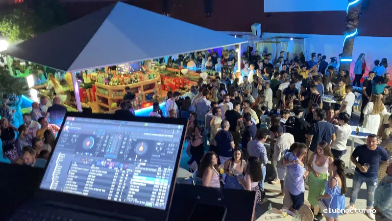 Terraza de verano Puerto Moi