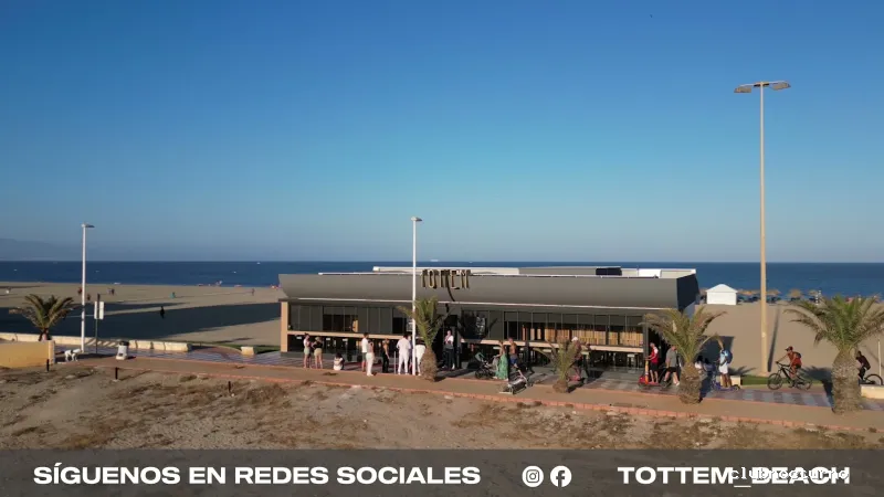 Pub TOTTEM BEACH