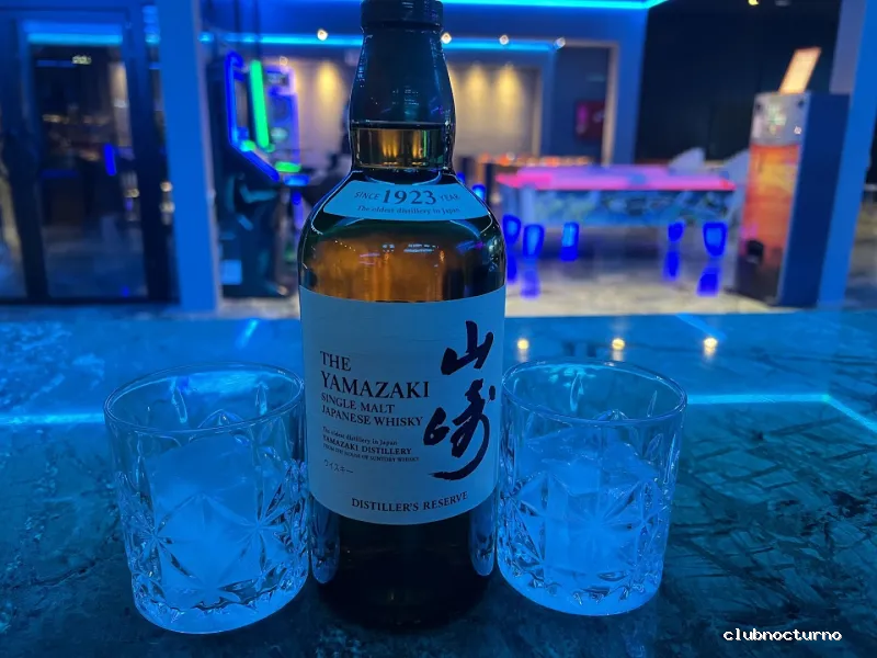 X-UNITED BILLARES PUB