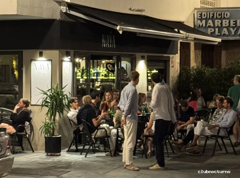 NAYA Art & Cocktail Studio