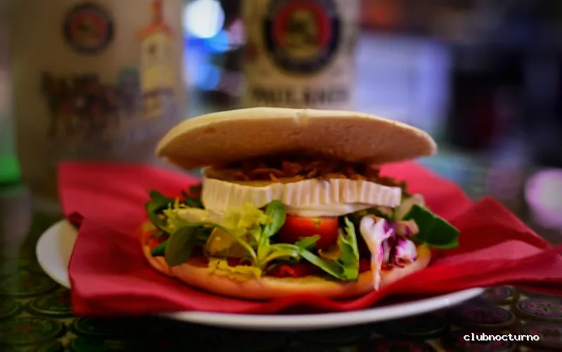 JORQUIRIA Lounge - beer & cocktail