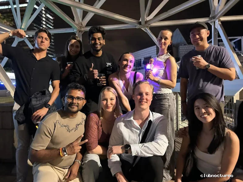 Pub Crawl Barcelona by E-VOLVE