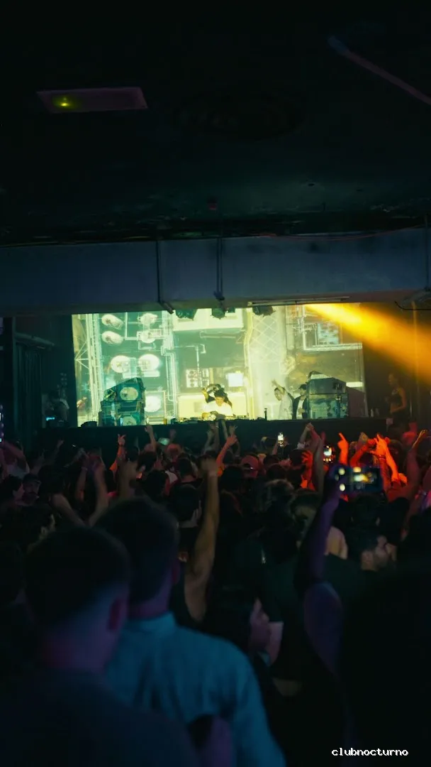 DISCO CITY HALL BARCELONA l OFFICIAL MUSIC CLUB