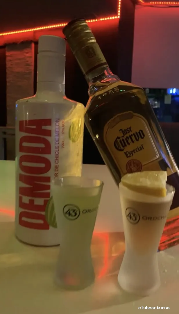 Discobar Cantina y Son