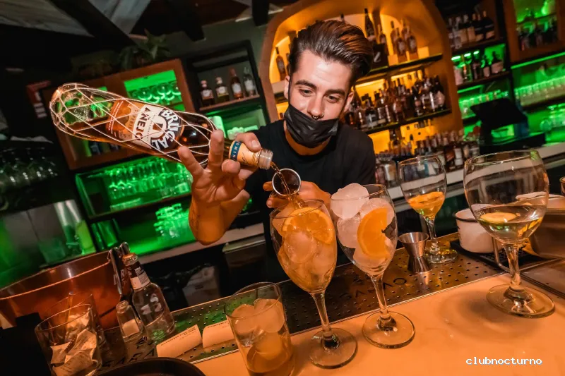 Pub Sarao Tropical Bar