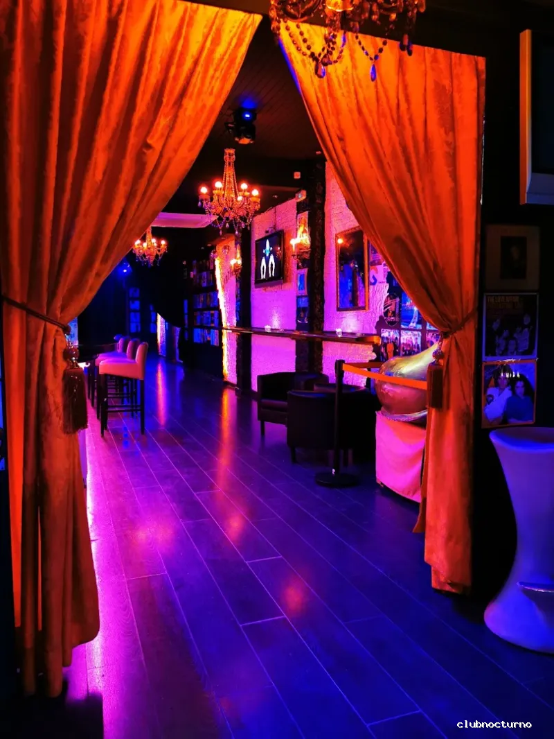 Everlasting Love Sitges