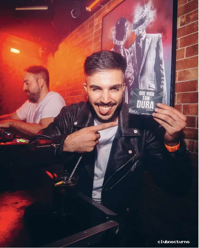 Pub La RADIO - Pop, Rock, Indie