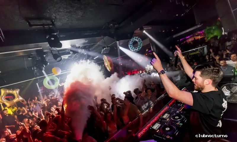 YouBarcelona - Lista Isaac (Discotecas / Night Clubs)