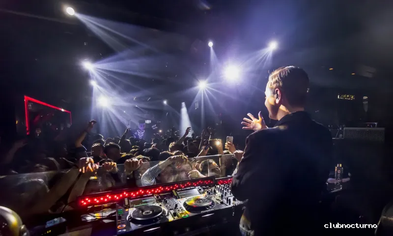 YouBarcelona - Lista Isaac (Discotecas / Night Clubs)