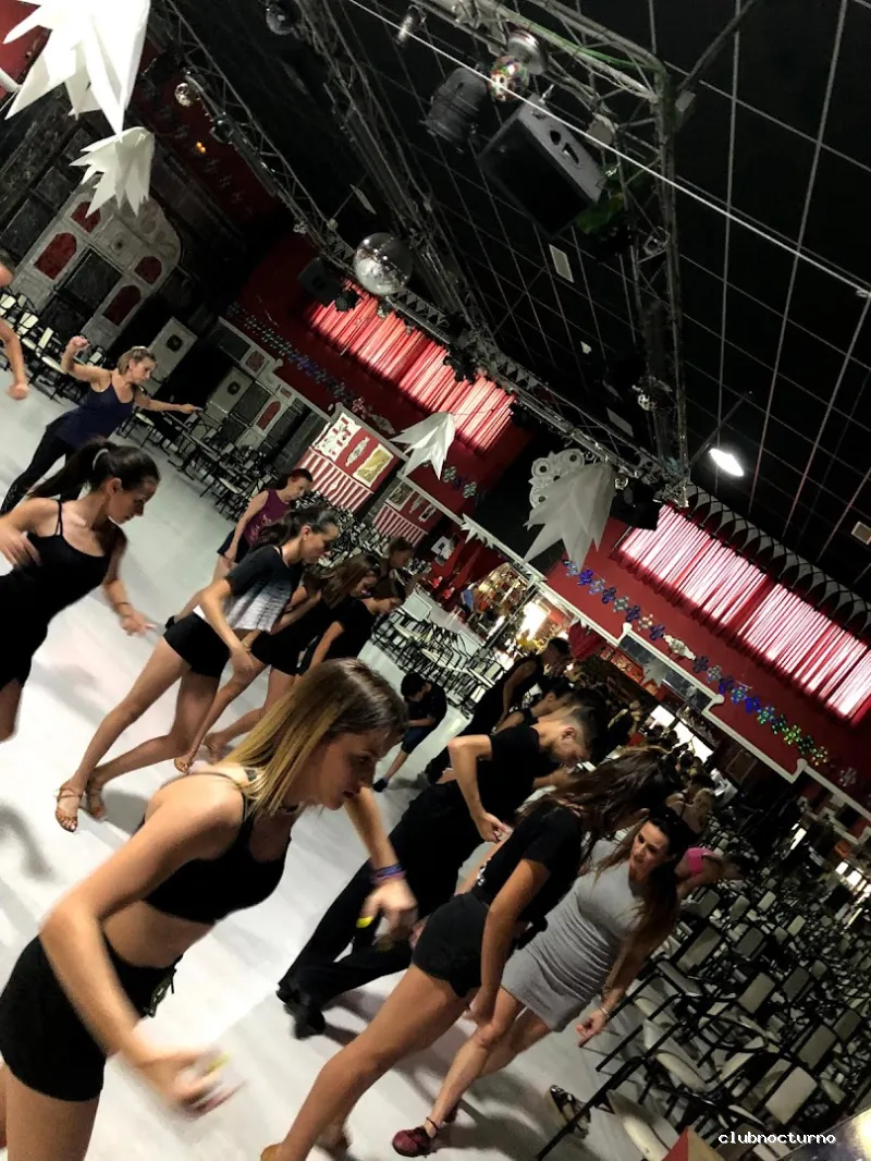 Sala de baile Mambo Swing