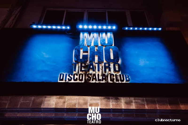 Mucho Teatro Sala Club