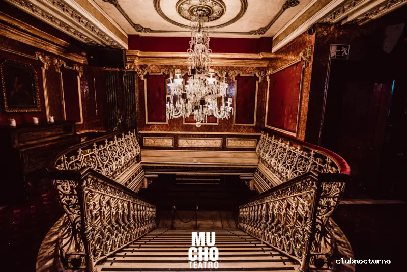 Mucho Teatro Sala Club