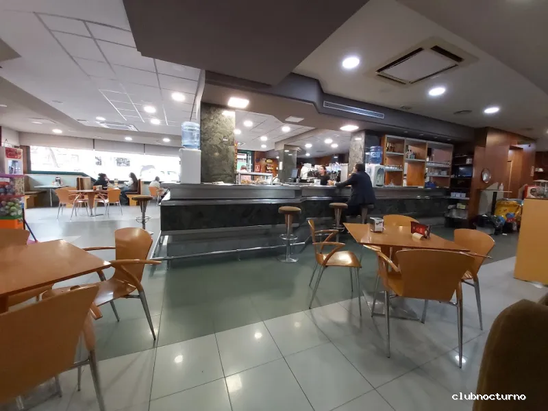 Cafetería Los Delfines