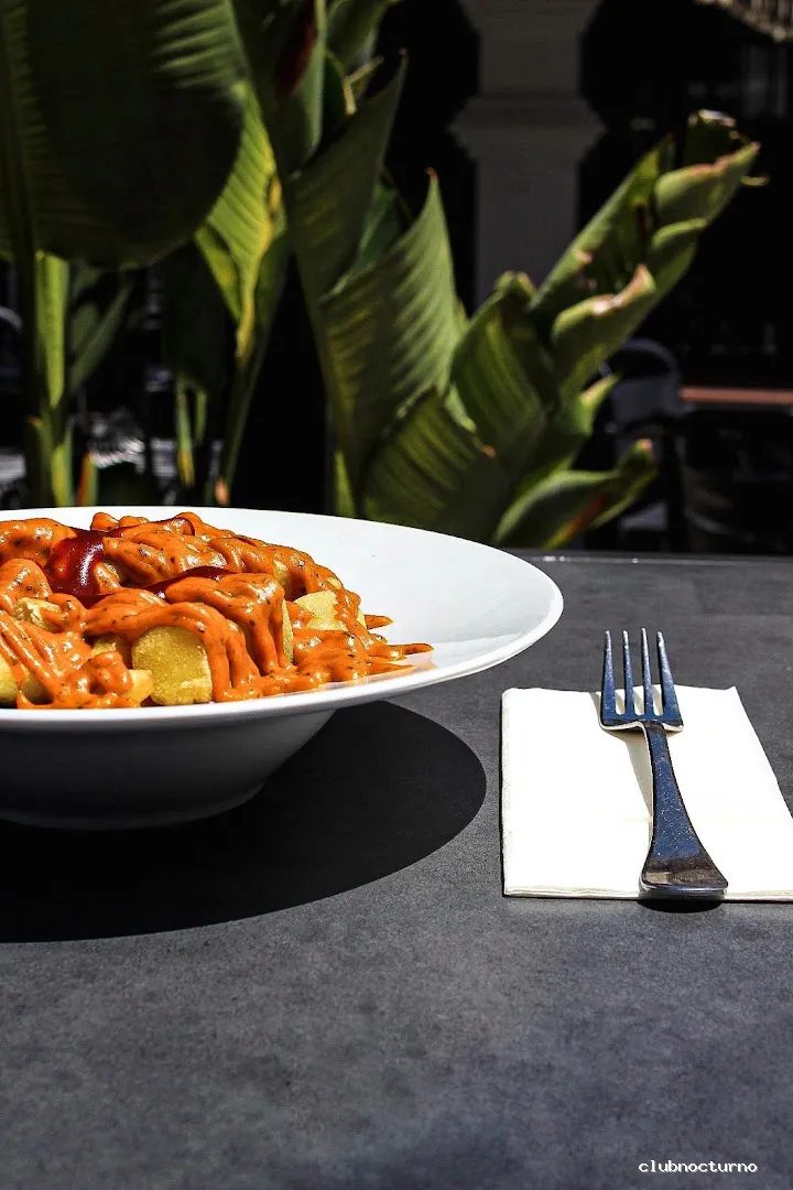 Bar DECACHÉ TABLERO