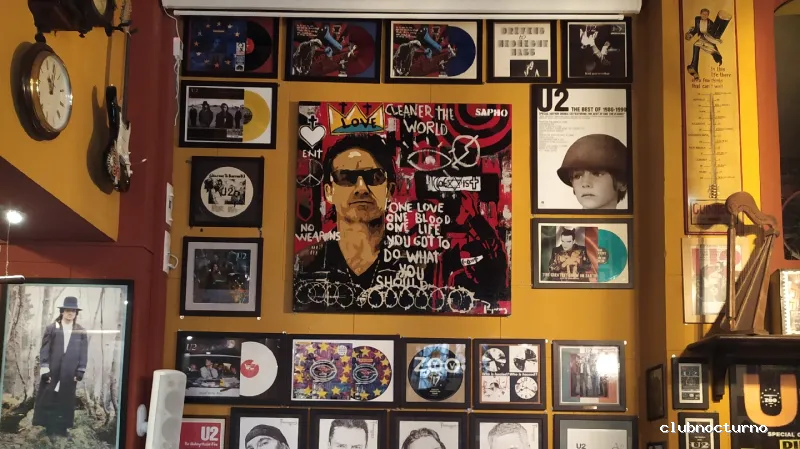 Pub Flanagan's Temple U2