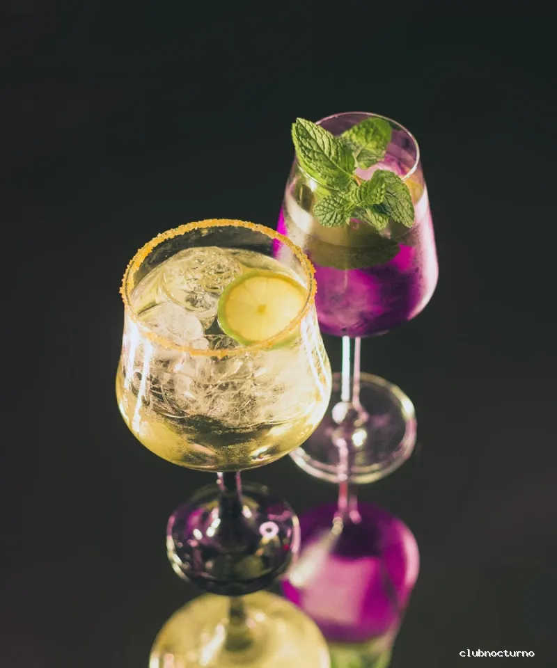 Bar Burbujas | Cocktail Bar en Fuengirola