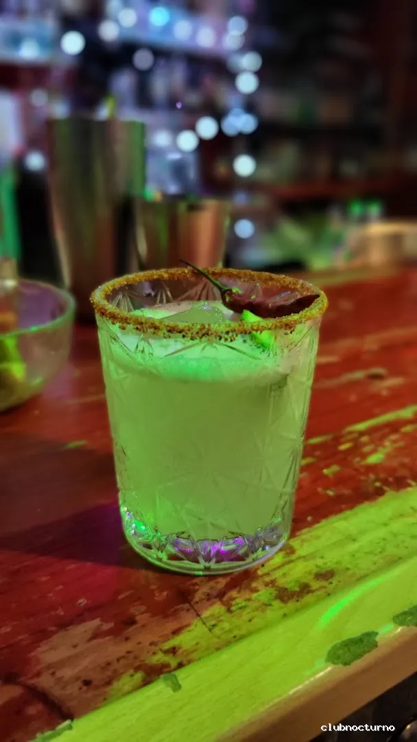 Bar Burbujas | Cocktail Bar en Fuengirola