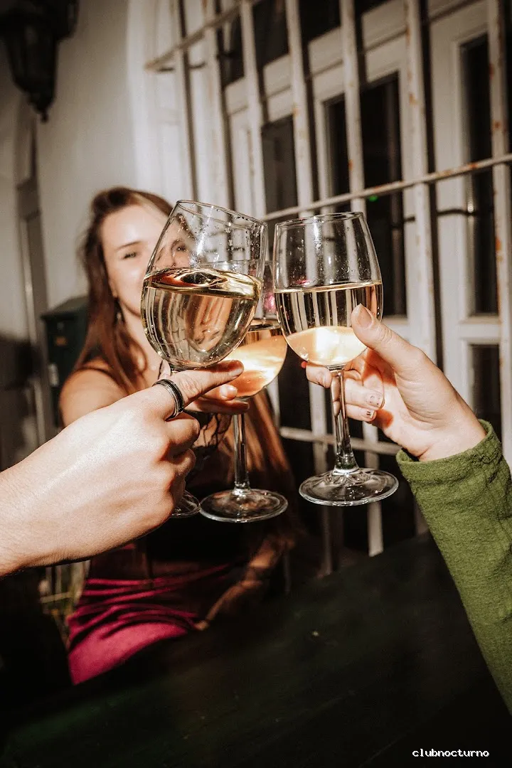 Bar Burbujas | Cocktail Bar en Fuengirola