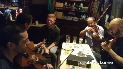 L'esperteyu Pub- Cervecería