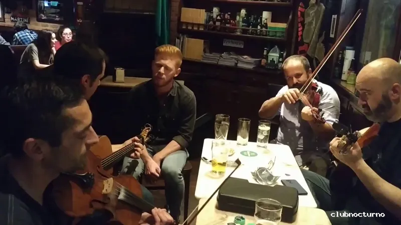 L'esperteyu Pub- Cervecería