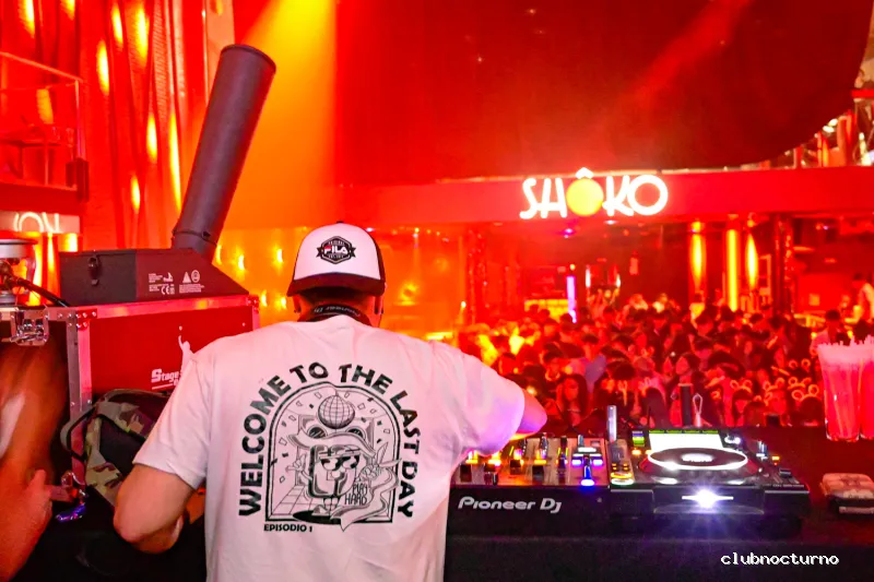 Discoteca Light | Last Day | Shoko