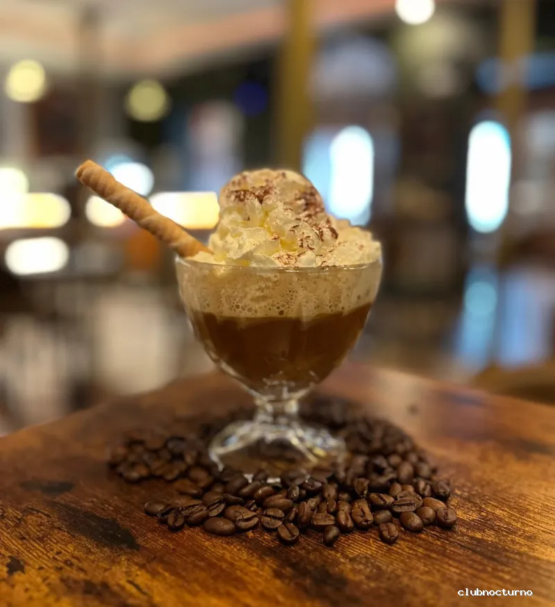 LA BOTA DE ORO Café & Copas