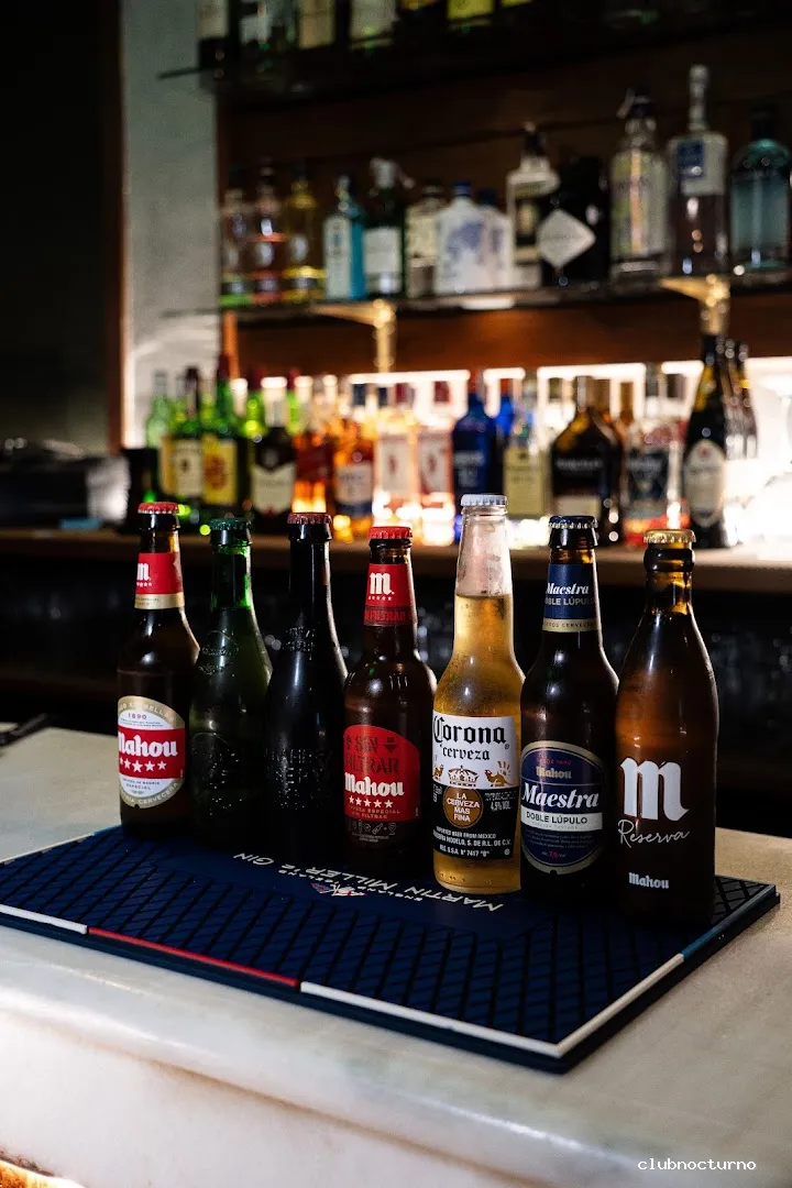 LA BOTA DE ORO Café & Copas