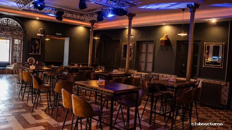 LA BOTA DE ORO Café & Copas