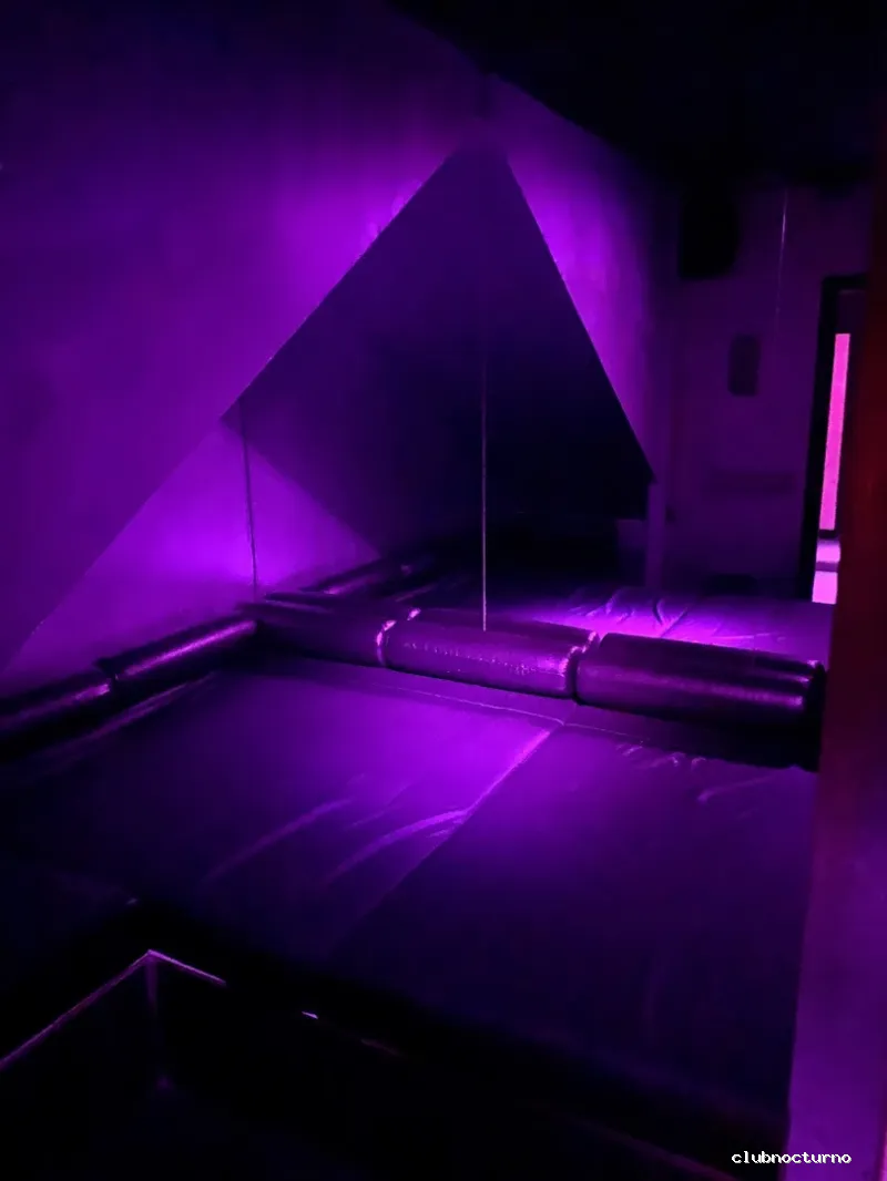 Pub Triángulo Swinger Club