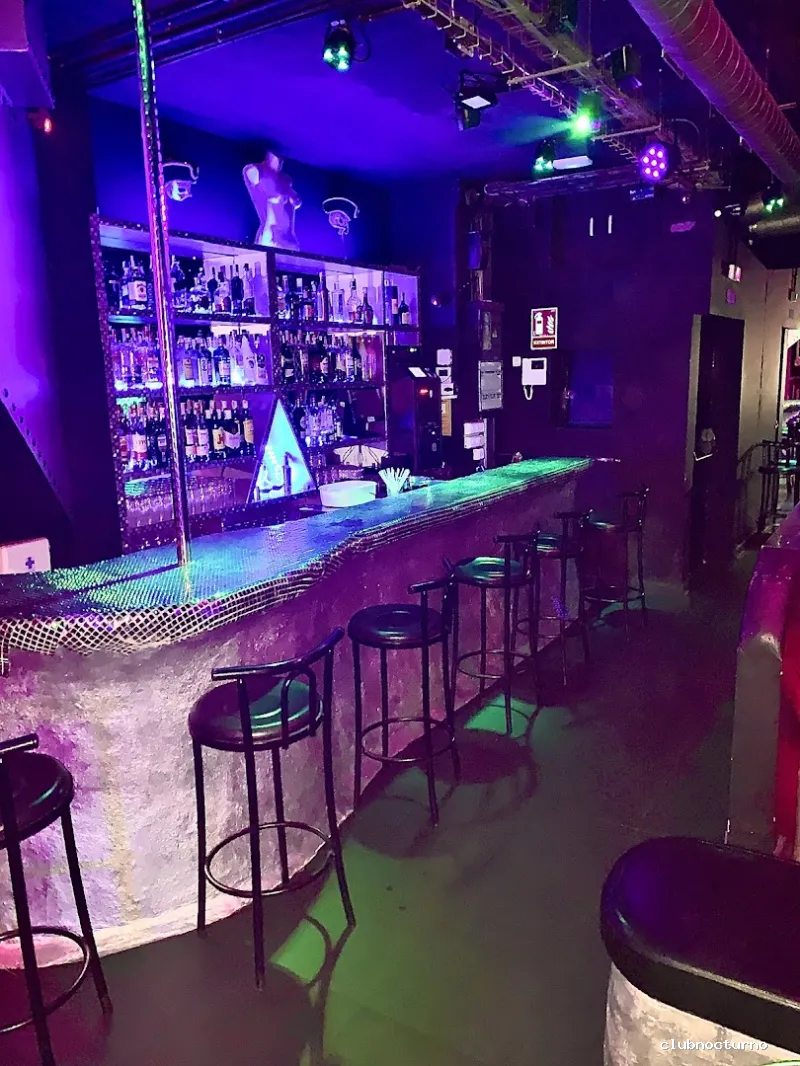 Pub Triángulo Swinger Club