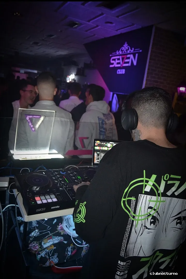 Seven Club Ferrol