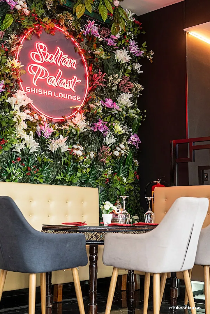 Sultan Palast Vallecas // Restaurante Turco & Shisha Bar Vallecas