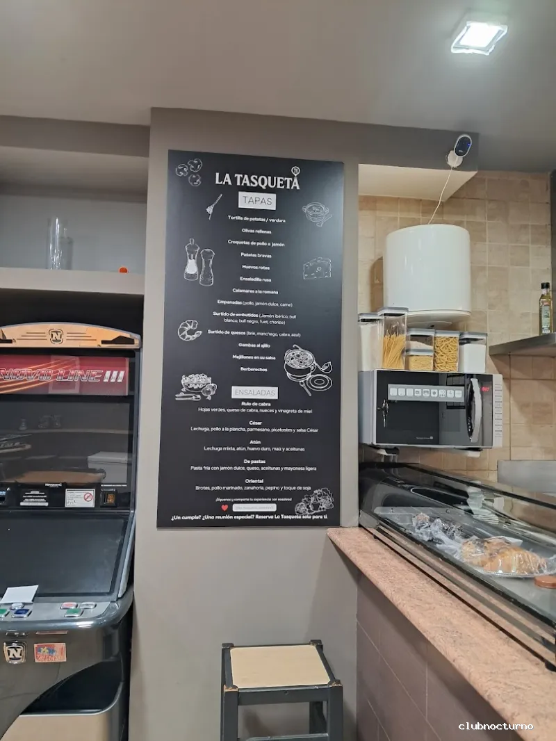 LA TASQUETA DE SANT MARTI