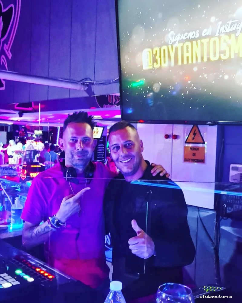 Discoteca treinta y tantos