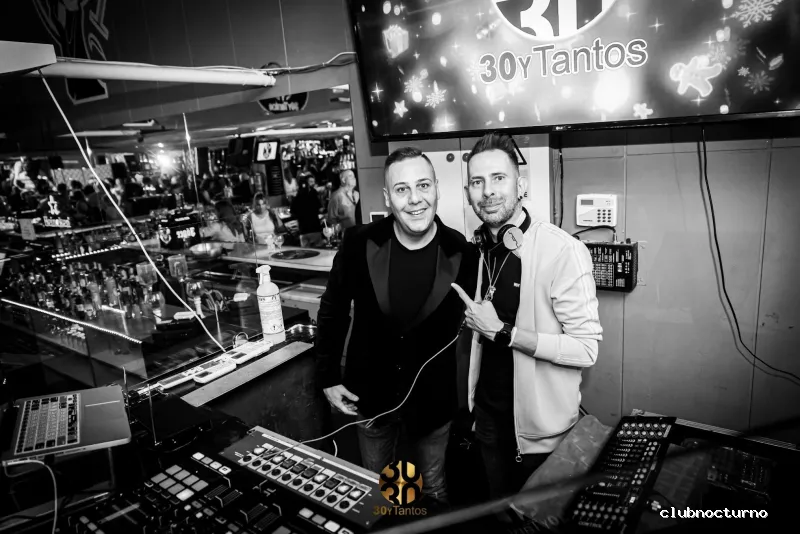 Discoteca treinta y tantos