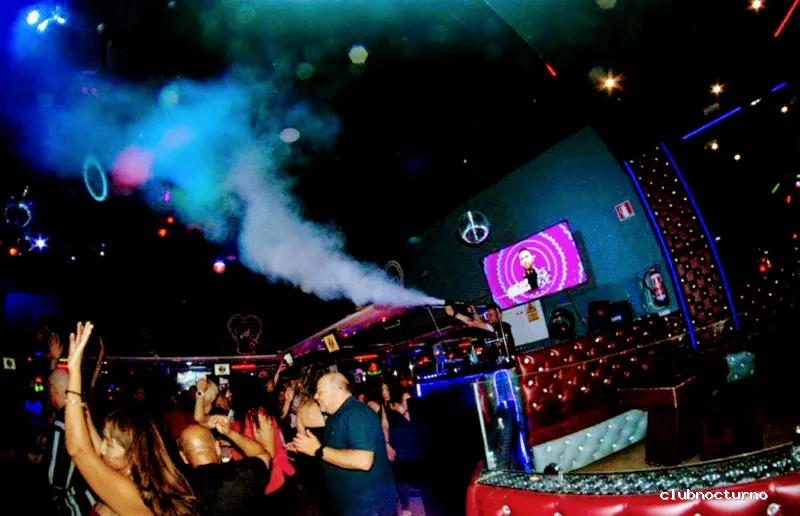 Discoteca treinta y tantos