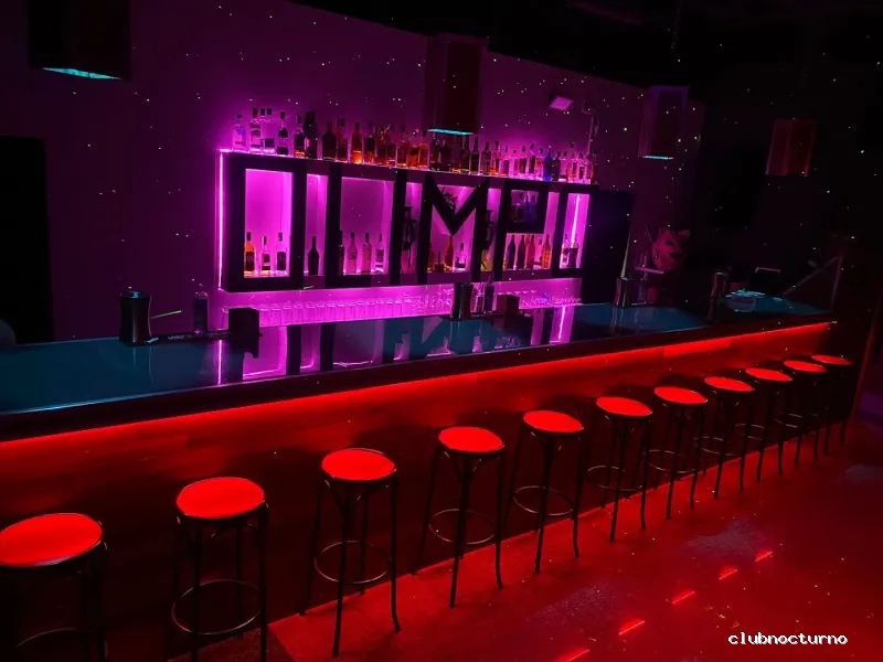 Sala Olimpo Local Liberal Swinger