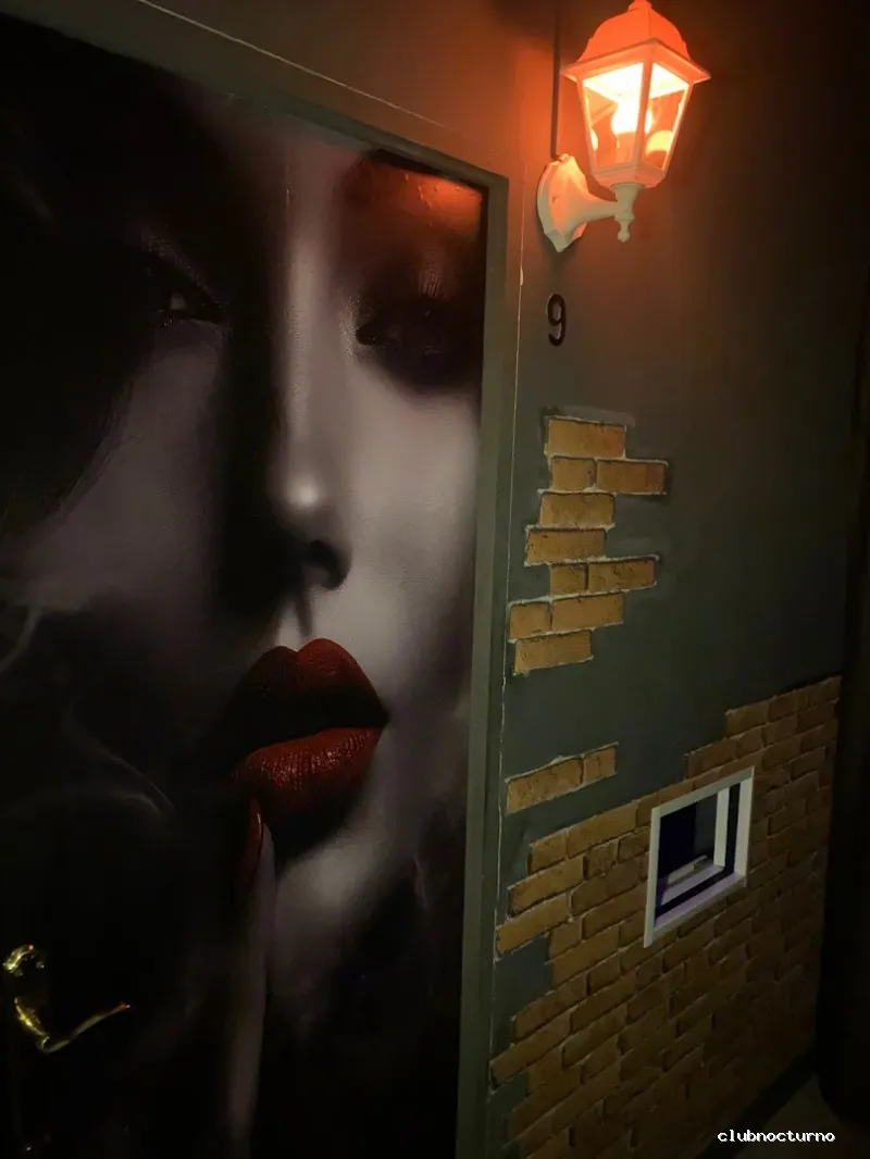 Sala Olimpo Local Liberal Swinger