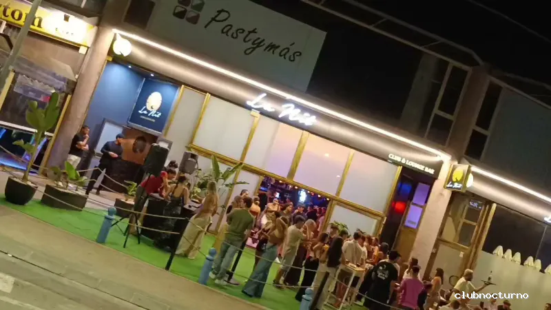 LA NIT CLUB & LOUNGE BAR