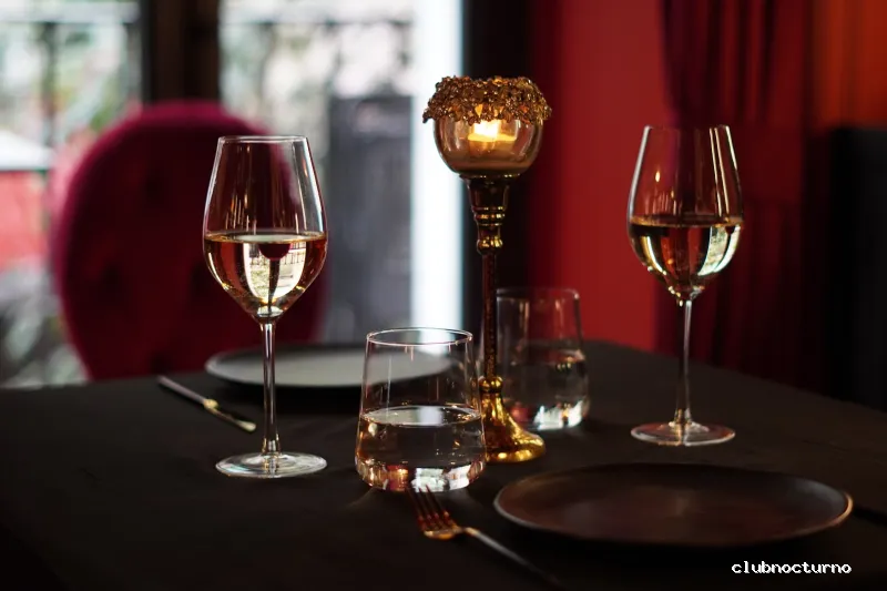 Artemisa Moulin Lounge | Restaurante con espectáculo Madrid