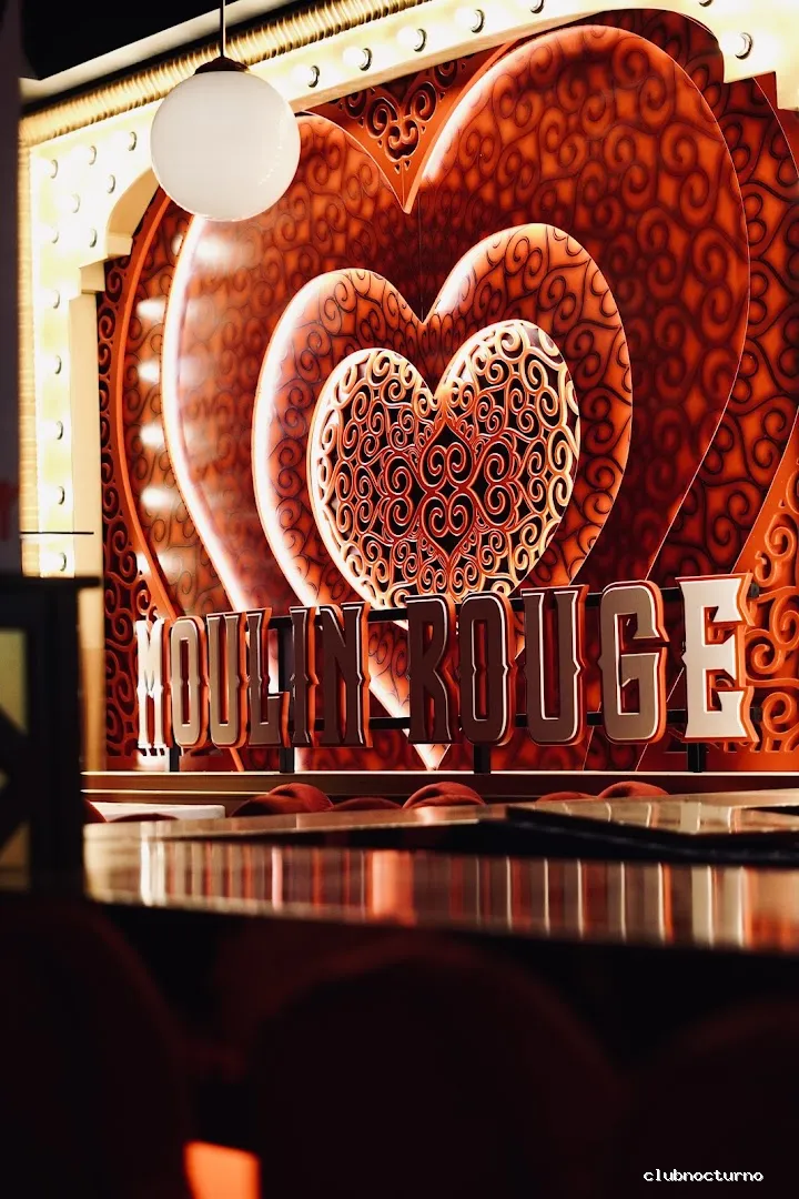 Artemisa Moulin Lounge | Restaurante con espectáculo Madrid