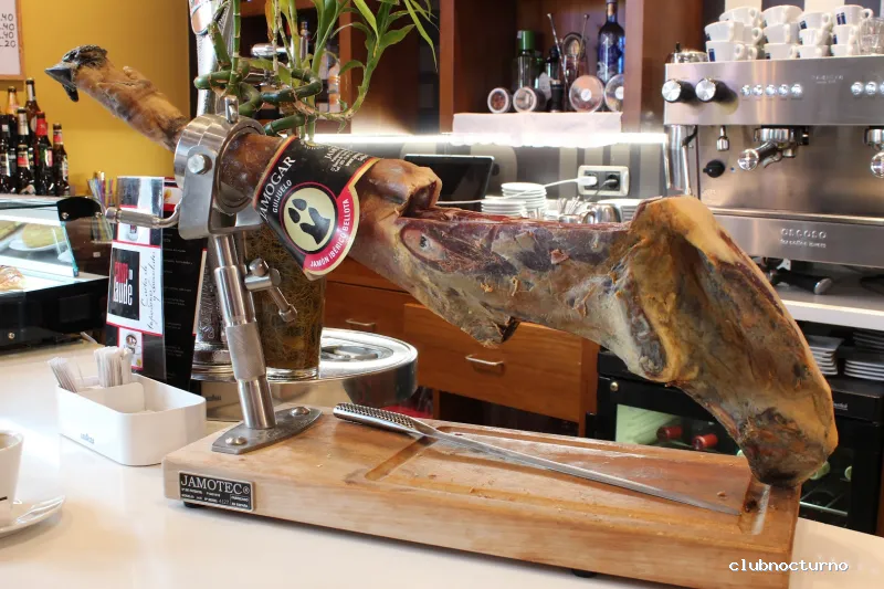 Cafetería Cum Laude 10 - Burgos