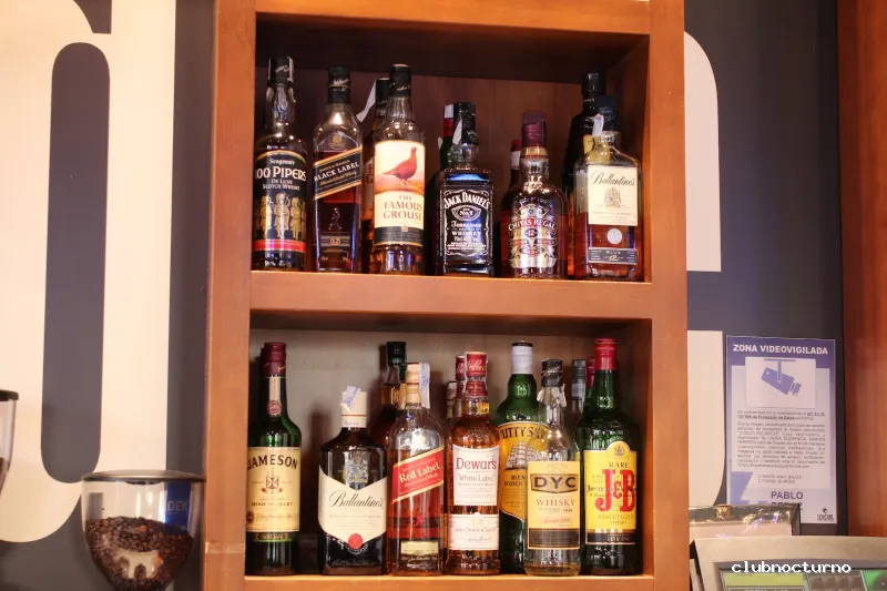 Cafetería Cum Laude 10 - Burgos