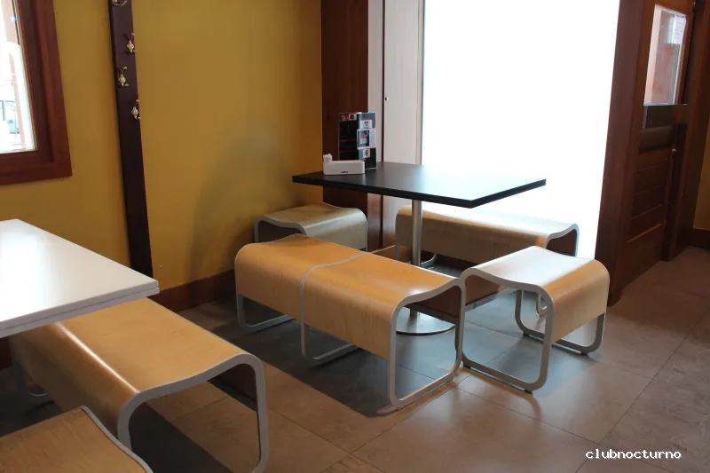 Cafetería Cum Laude 10 - Burgos