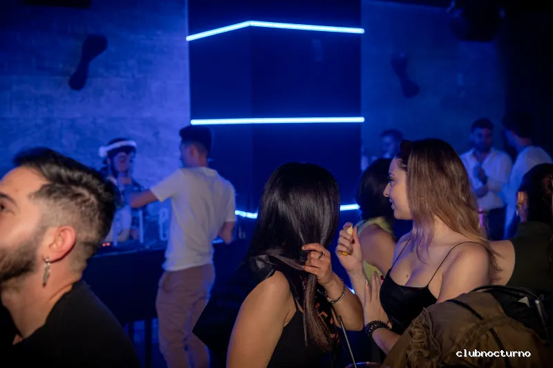 ATYPICO PUENTE TOCINOS