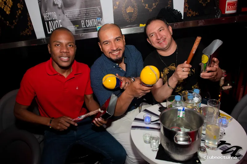 Mulenze Salsa Romántica